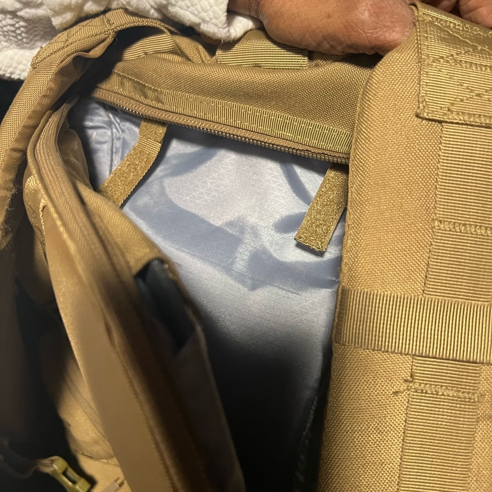 Condor backpack - Picture 7 of 11